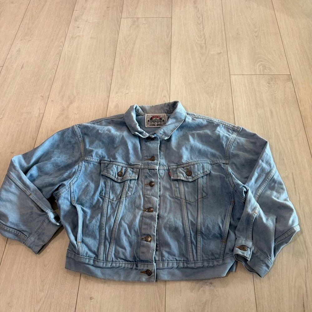 Vintage Levi’s womens jacket size M